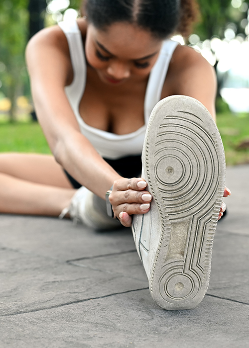 Denise bei Dehnübungen